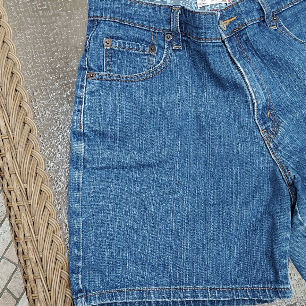 Levi's, Women's Levi's relaxed fit shorts, 12 - Picture 5 of 8